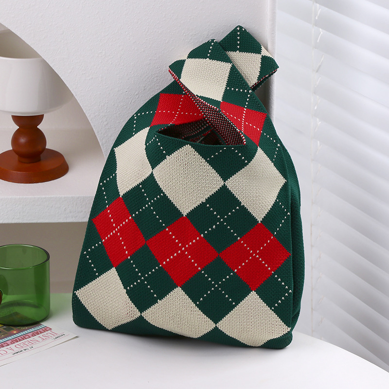 매일 레저 가방 크리스마스 신선한 시리즈 니트 가방 패션 니트 가방 라이트 메신저 가방 공장 도매
