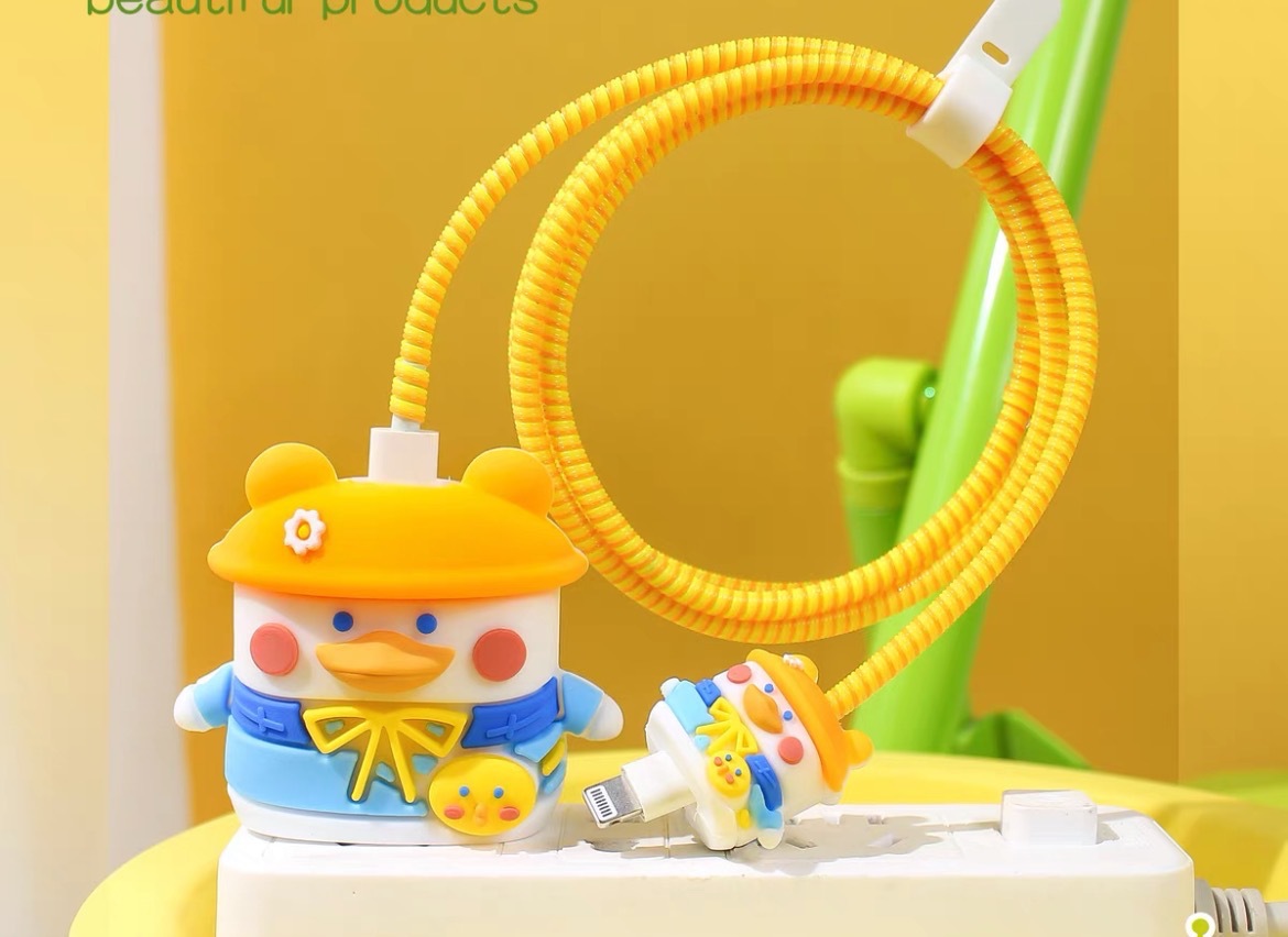 2023 nuevo cargador de dibujos animados cubierta protectora adecuada para Apple carga rápida cabeza 18/20W estándar europeo estándar americano aplicable