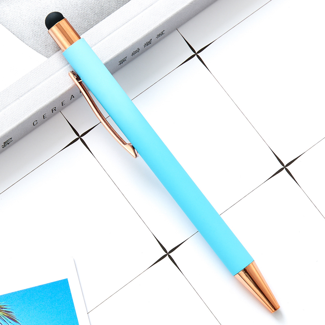 Venta al por mayor láser grabado condensador bolígrafo varilla de aluminio pantalla táctil pluma Prensa de color de goma y plástico