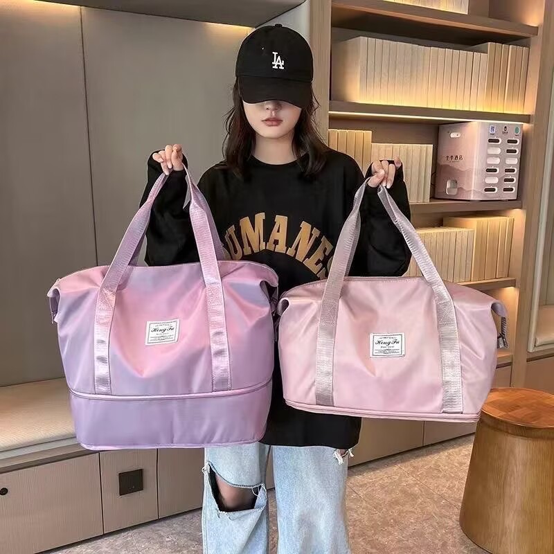 Foldable travel bag
