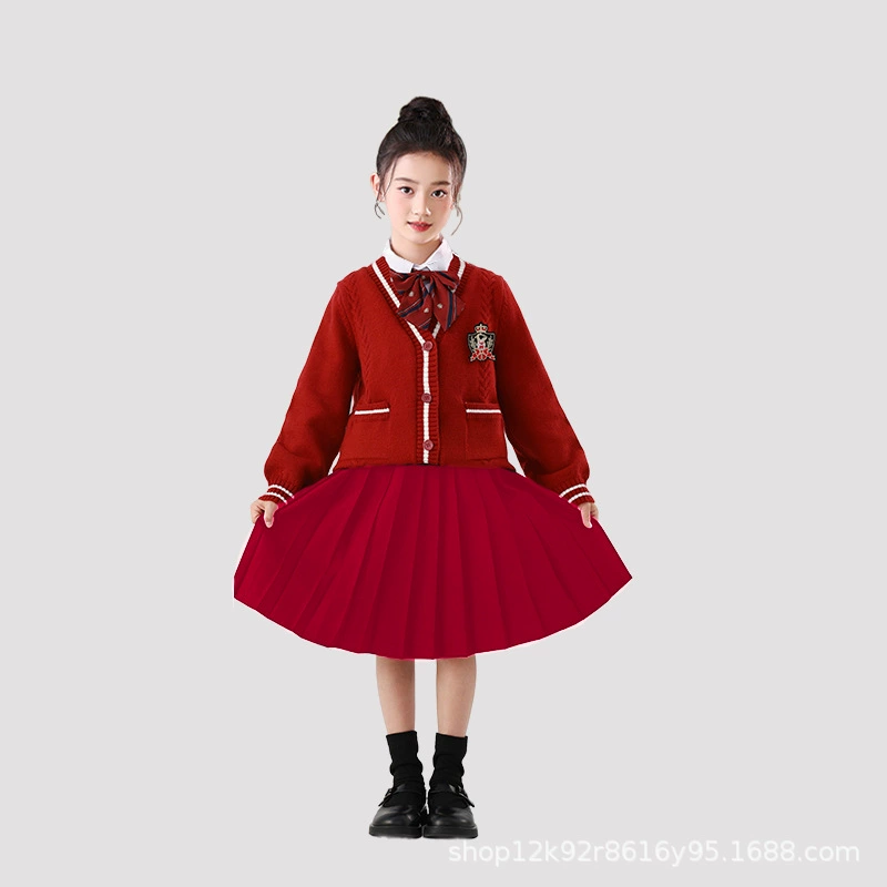 Children's sports suit for elementary school students for early age