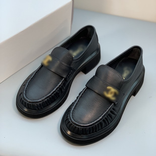 �W��С���L��ƤŮ��Ь�ް��R�˿p������Ь����СƤЬ�͹ŕr�аٴ�