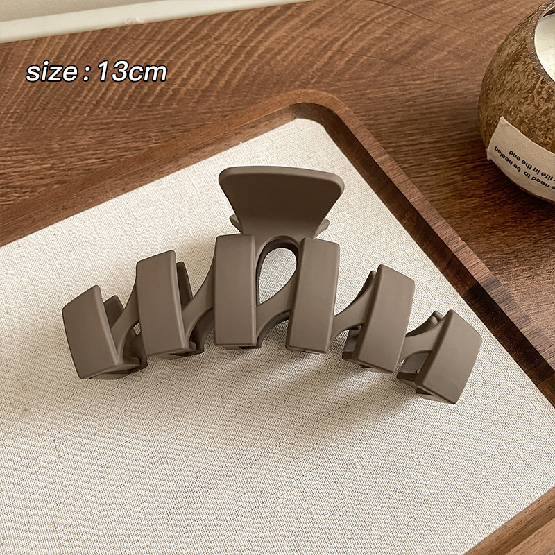 Clip de agarre de verano de gran tamaño, horquilla para el cabello en la parte posterior de la cabeza, gran cantidad de cabello femenino, tocado de clip de tiburón 2024 nueva horquilla