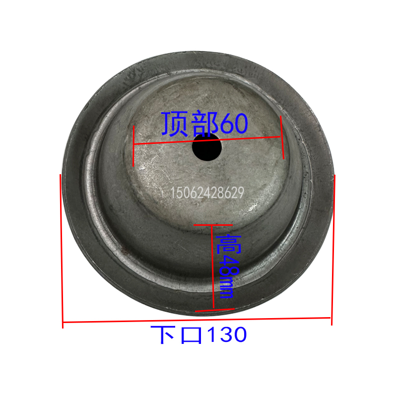 金属棚に足を積んで、足を積み上げて、足を積み上げます。|undefined