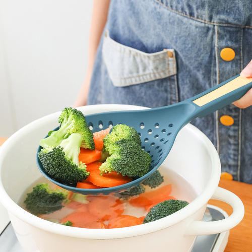 Nordic long handle with clip widened colander for draining noodles, high temperature resistant noodle spoon, blanching spoon, dumpling strainer