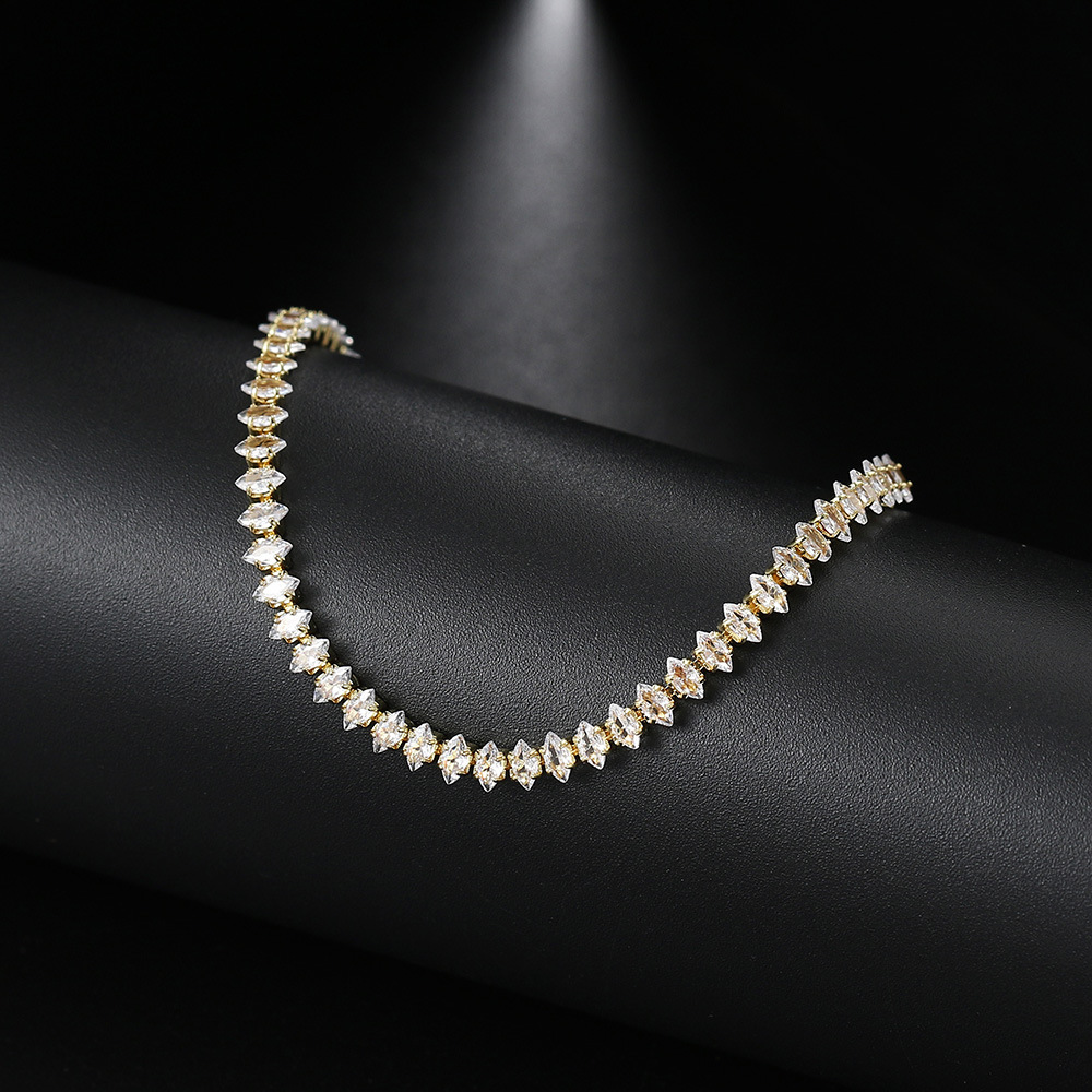 Simple Style Eye Copper Inlay Zircon Bracelets 1 Piece