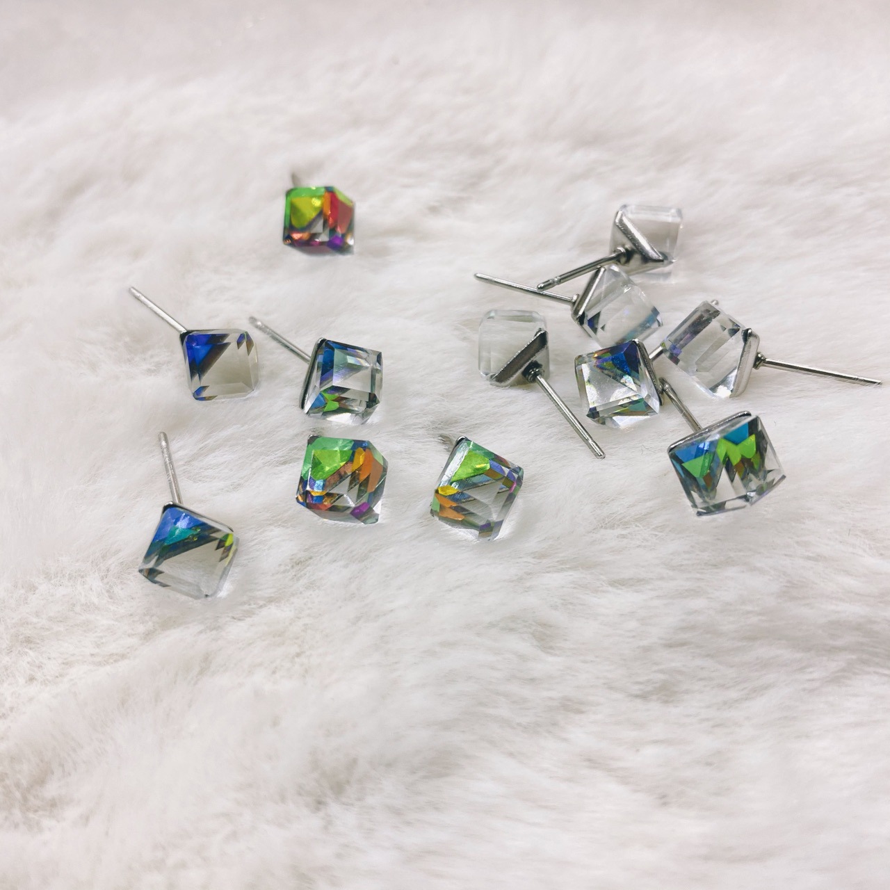 Glass three dimensional square men's creative women's earrings