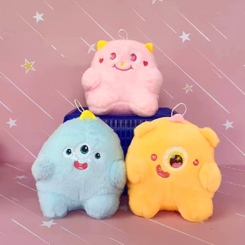 Juguetes de peluche lindos muñecas de frutas almohada muñeca agarra muñeca boda tira muñeca de tela muñeca estand juguetes regalos