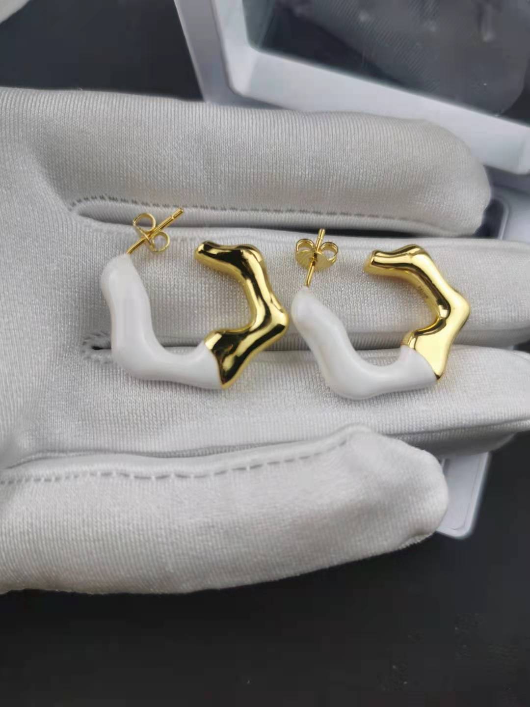 hmqViviiyNSAyin9WuaRt6t4HaNIYu4WkyEx