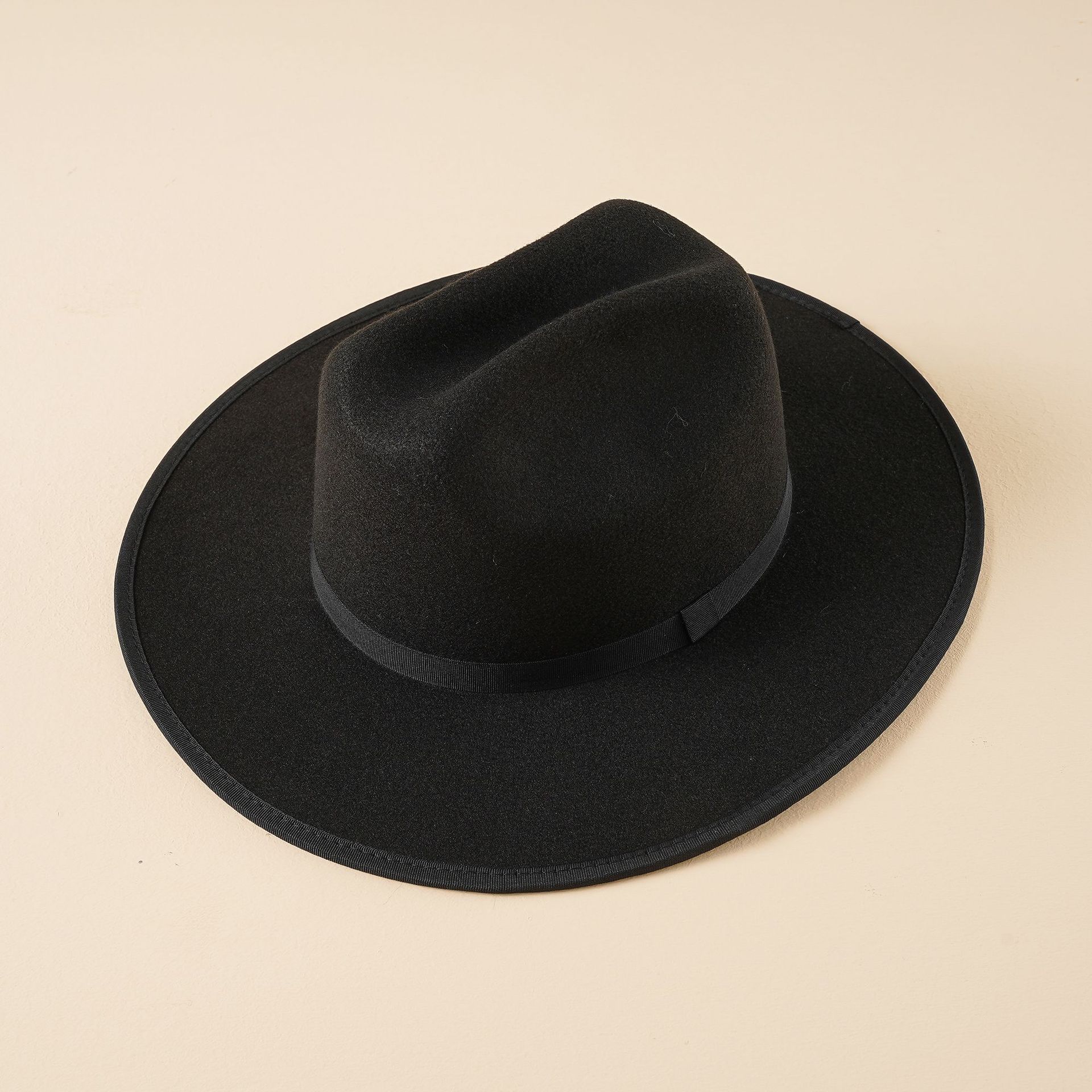 Negro británico de ala ancha sombrero superior Otoño e Invierno de las mujeres Jazz sombrero de ala grande hombres dragón y Phoenix lana Caballero sombrero de fieltro grande