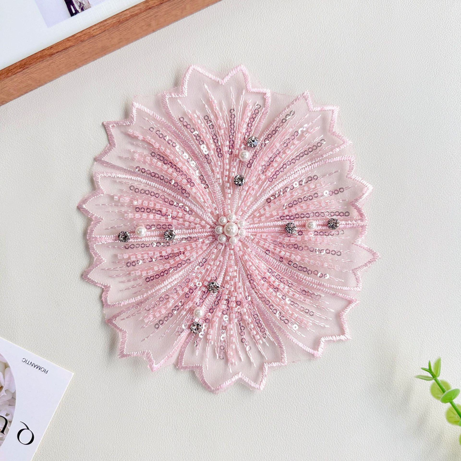 Lentejuelas multicolores, malla de perlas de arroz, pegatinas de tela bordadas, accesorios para el cabello de mujer, sombreros, accesorios a juego, decoración de vestidos de flores