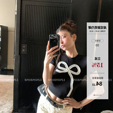 LINONEONE安妮假日蝴蝶结正肩短袖紧身T恤米白菱格半身裙绝美套装