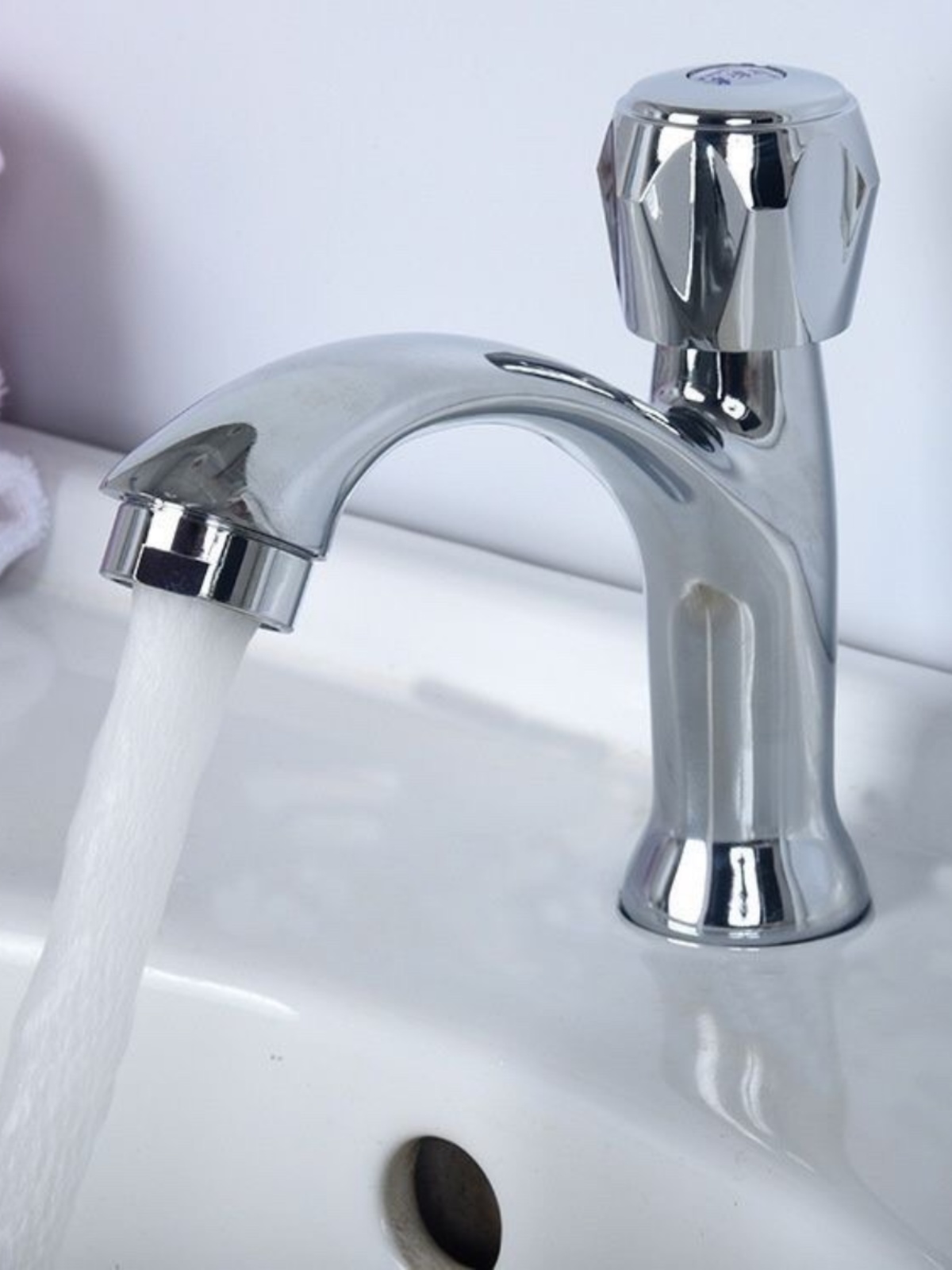 lavabo de baño un solo grifo de agua fría lavabo de aleación de agua fría lavabo de baño lavabo de un solo agujero cocina Longsu