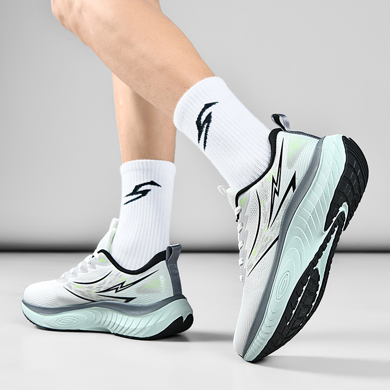 Fashionable sneakers