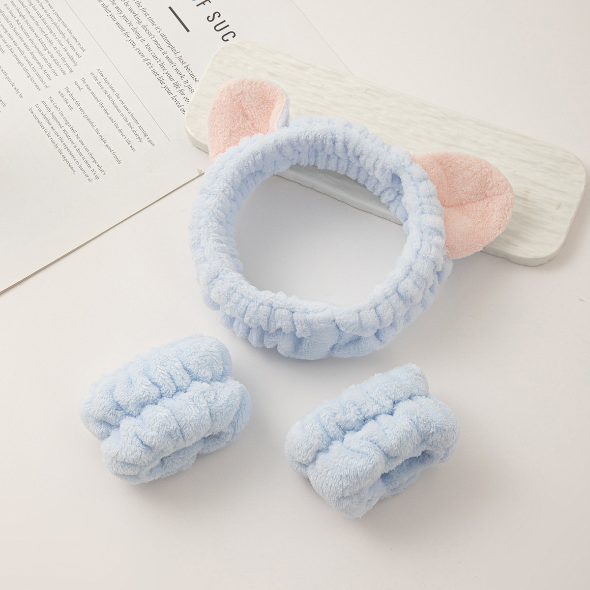 Otoño y invierno nuevo super lindos dibujos animados animal correa de cabello conjunto de correa de muñeca a prueba de humedad presión protector de cabello de muñeca lavado de la cara accesorios de cabello al por mayor