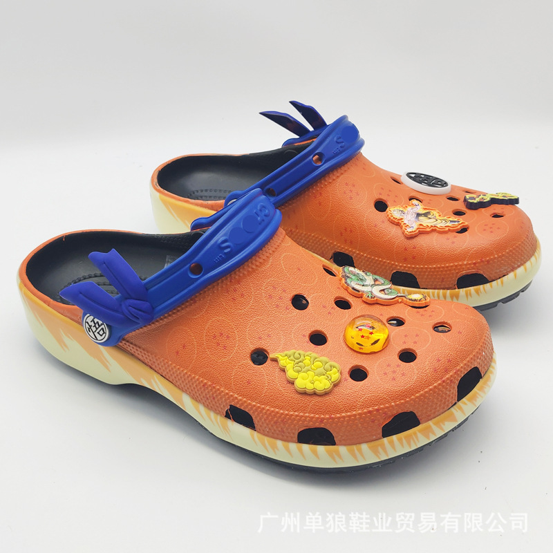 Nuevos zapatos de verano Gokong para adultos zapatos de playa EVA dos zapatillas frías perezosas con zapatos de flores fábrica al por mayor