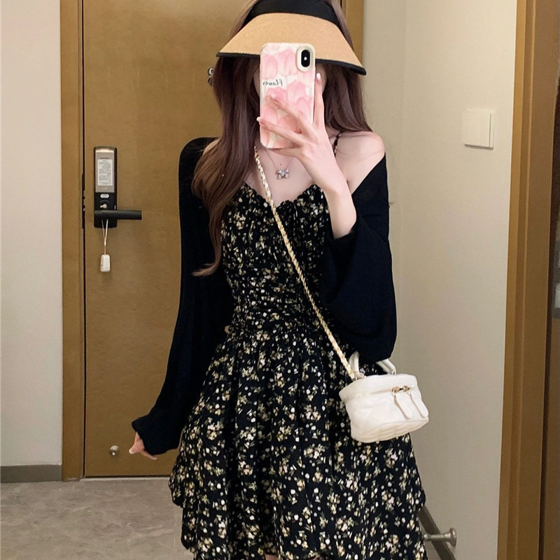 韩国茶歇碎花吊带连衣裙女法式夏季甜辣高级感收腰防晒衣两件套装