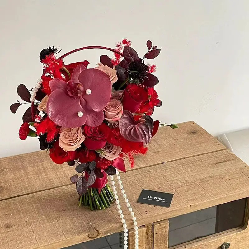中国のバレンタインデーの結婚式の花、花嫁の手持ちの結婚式の写真、チューリップの証明書、模擬花の写真小道具|undefined