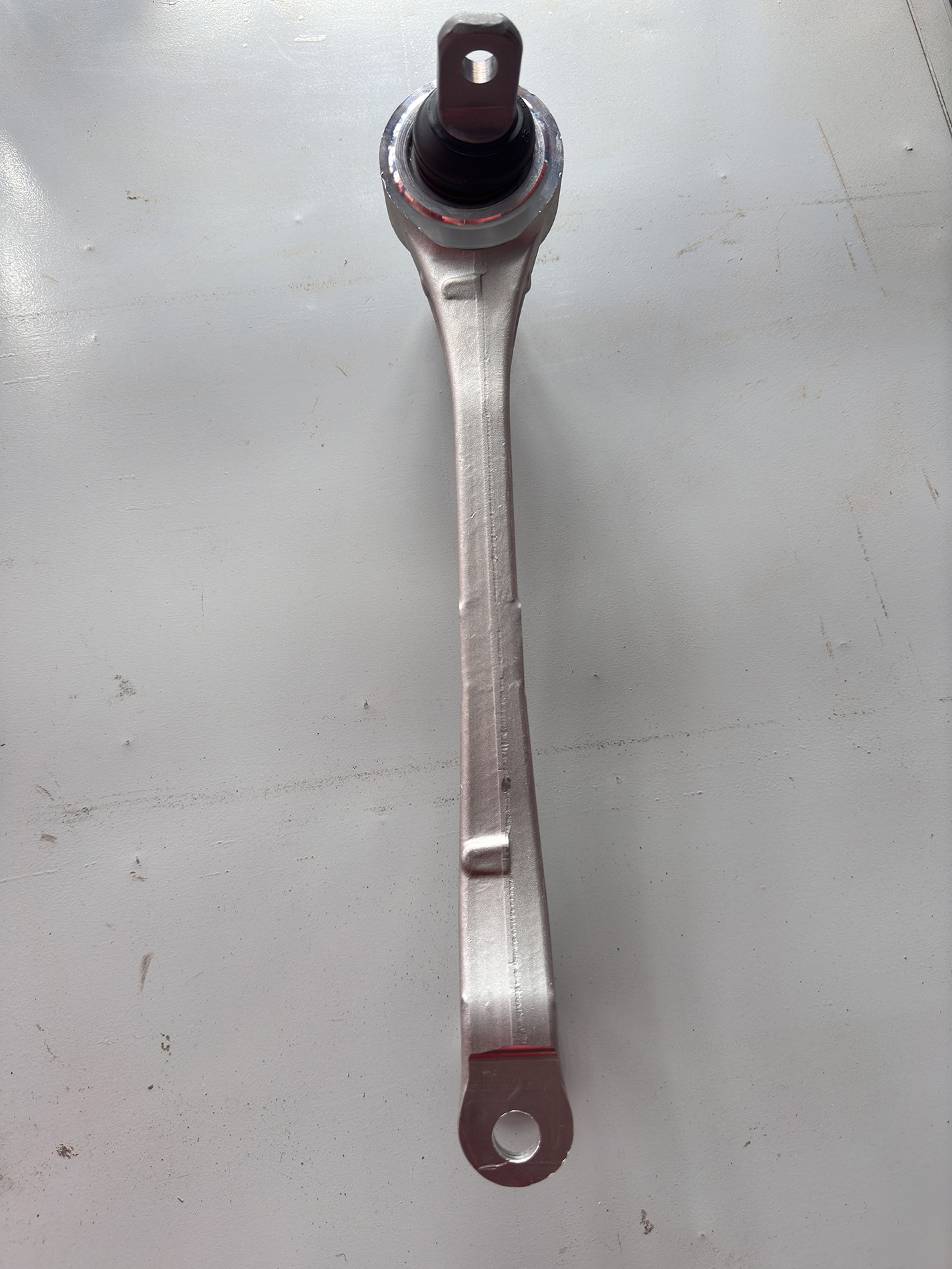 Suitable for Tesla Model S Model X rear lower swing arm left and right suspension control arm 1420452-00-E
