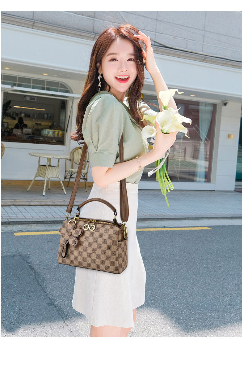 Classic Large Shoulder Bag For Women, Versatile Boston Pillow Handbag_voghion.com