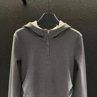 ��С��ײɫ�Bñ�كɼ��l��Ů�ﶬ�¿�ٴ��@���L��ñ������