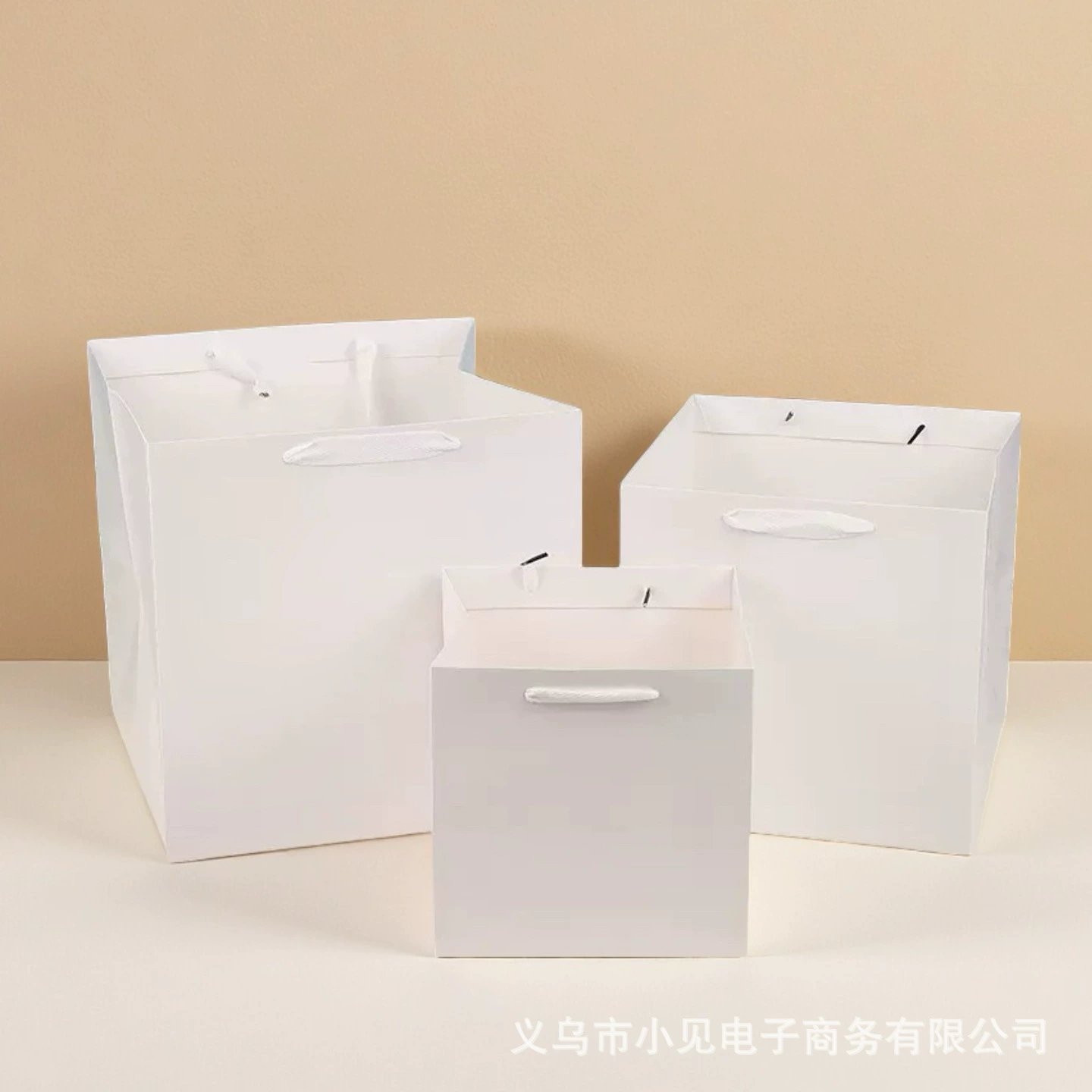 Квадратные подарочные пакеты, упаковочные пакеты для цветочных магазинов, сумки-тоут для цветов, оптовые большие крафт-пакеты, готовые к отправке подарочные пакеты