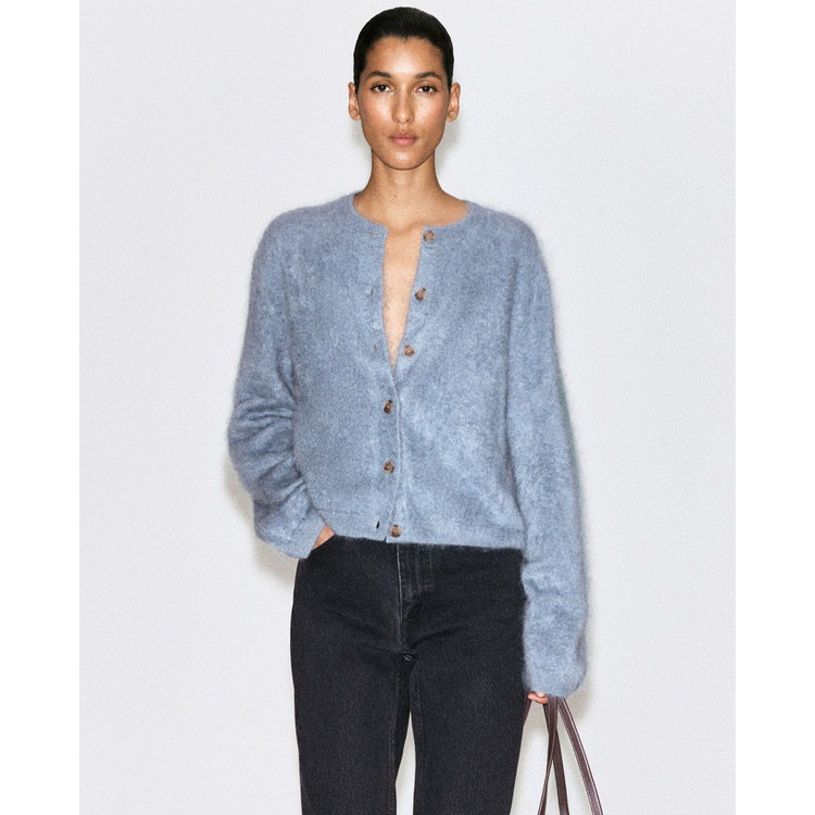 COS-style women's clothing, same model as in the mall, standard fit, cashmere round-neck knitted cardigan, blue, new autumn 2026 product COS-style women's clothing, same model as in the mall, standard fit, cashmere round-neck knitted cardigan, blue, new autumn 2026 product