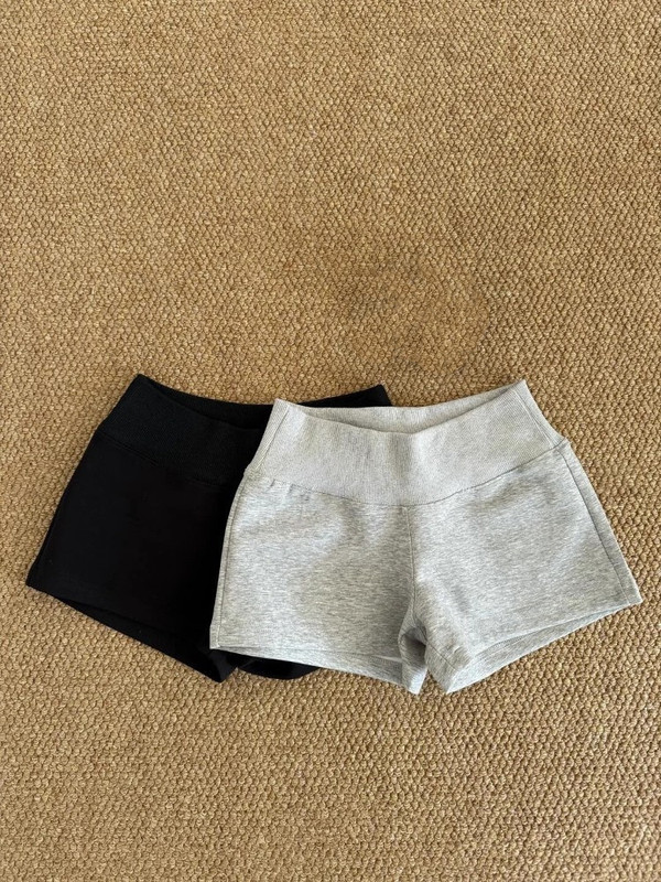 Fat Gray Casual Sports Shorts for Women, New Summer Style, High-Waisted Slimming Hot Pants for Petite Girls Fat Gray Casual Sports Shorts for Women, New Summer Style, High-Waisted Slimming Hot Pants for Petite Girls