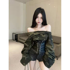 辣妹迷彩束腰绑带一字肩秋季纯欲性感显瘦长袖T恤女上衣