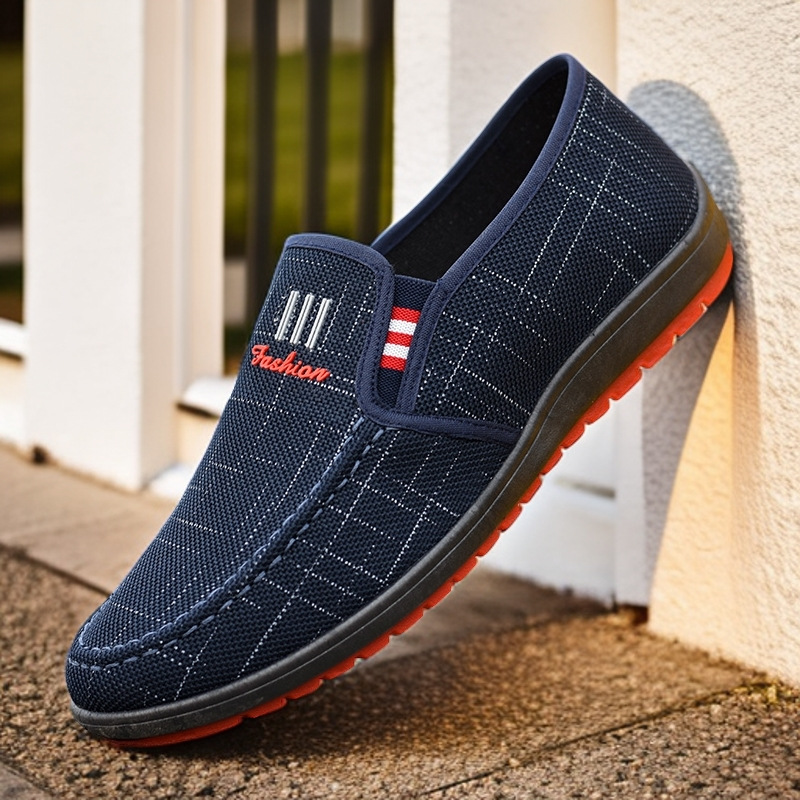 Spring and Autumn Old Beijing Cloth Shoes for Men, Middle-Aged Fashion Loafers, Cool Casual Shoes, Soft-Soled Slip-On Cloth Shoes for Men