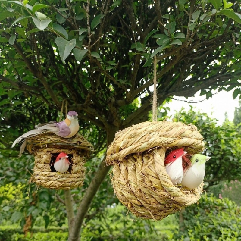 새둥지는 사진과 같이 2세트로 구성되어 있습니다.