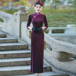 Cheongsam New Chinese Style Velvet Long Sleeve Slim Performance Costume 2025 Elegant Host Performance Costume Banquet Fashion Skirt