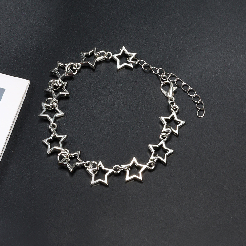 Vintage Hollow Star Bracelet Y2K Sweet Cool All-match High-end Niche Bracelet Fashion Design Sense Punk Popular Women