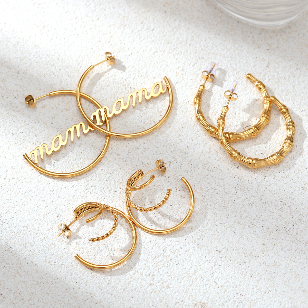 Taina estilo europeo y americano pendientes de acero inoxidable lujo ligero de alto nivel de bambú letras de anillo exagerado pendientes para mujeres no se desvanecen