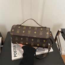 ���ֵ�r��С������Ů2025�¿�͹�ײɫ朗lŮʿ�L���μ�б�����