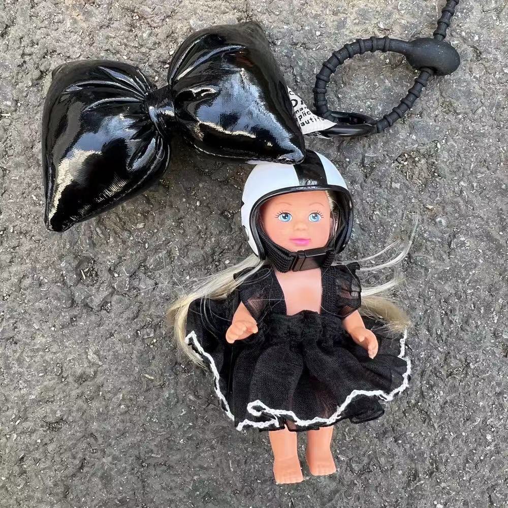 에어쿠션 리본 블랙 스커트 인형