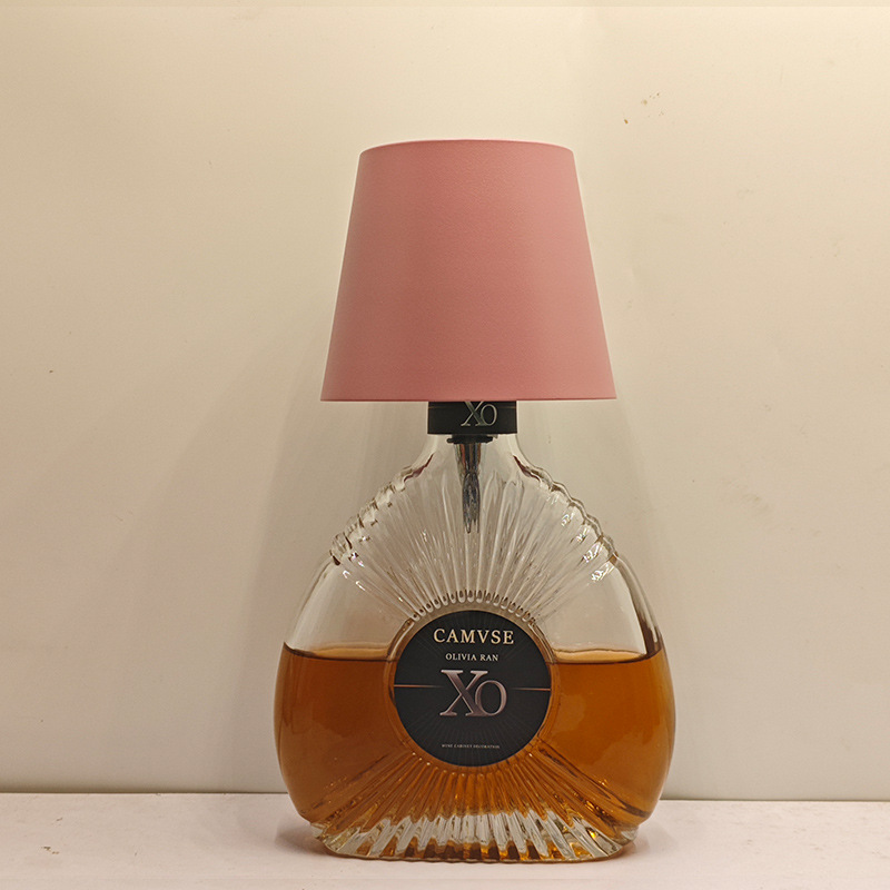 플러그인-광택-분홍색-철