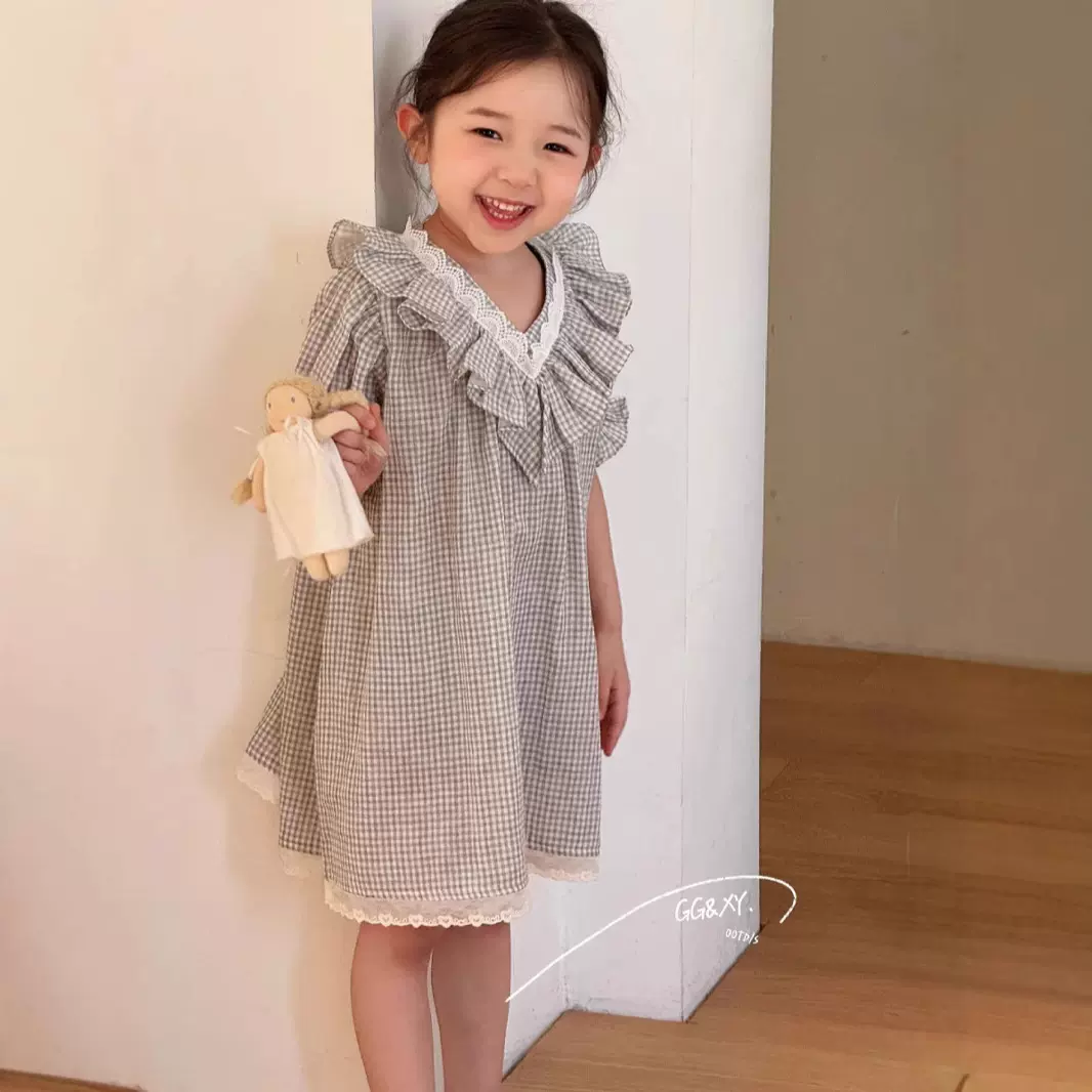 85452里南希夏季新品韩版ins透气连衣裙爱心花边领造型女童格子裙