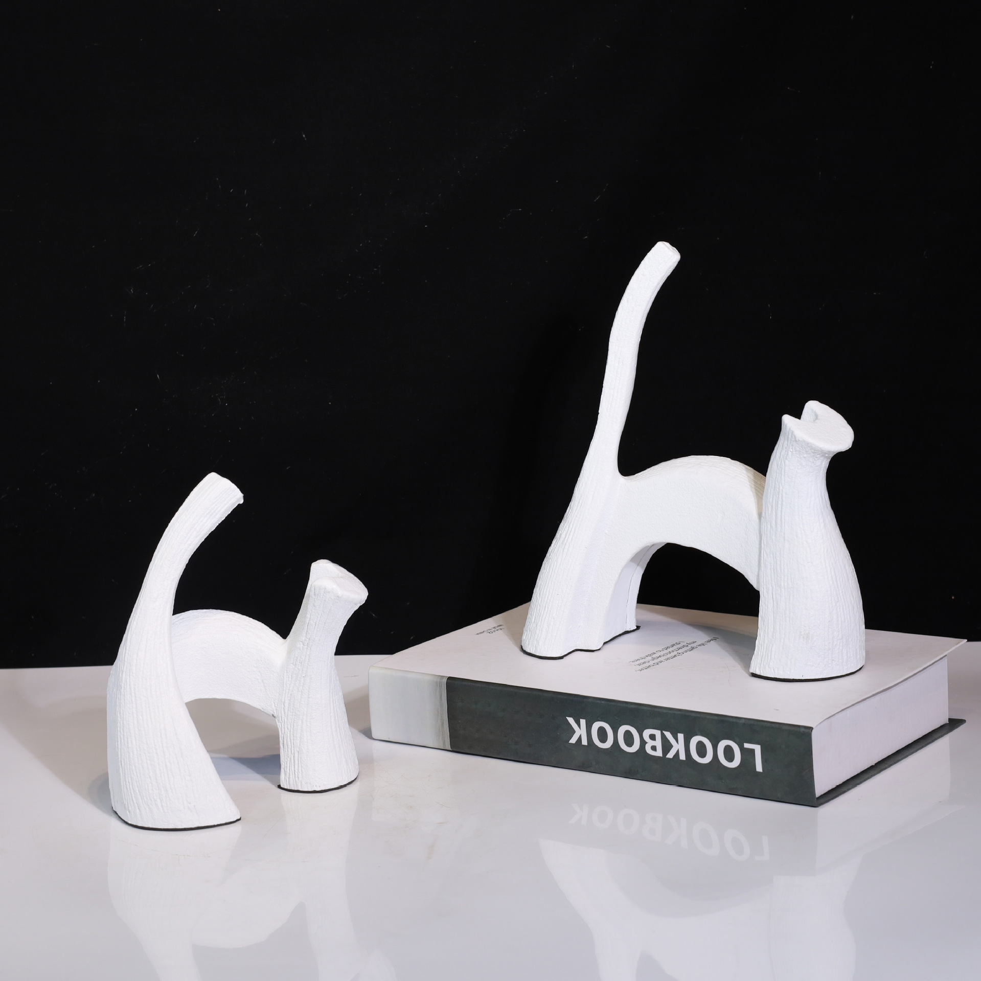 customized machining resin Arts and Crafts Produce Home Furnishing Soft loading Decoration Abstract Art Furnishings