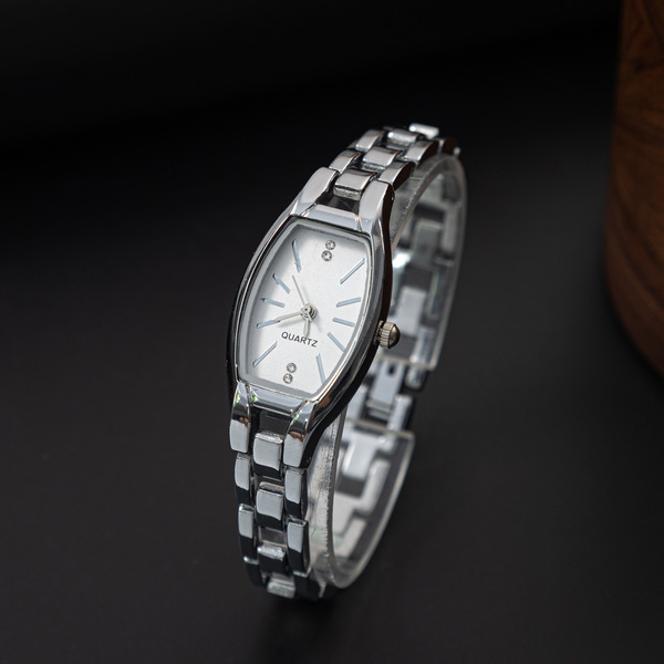 Small elegant quartz steel belt