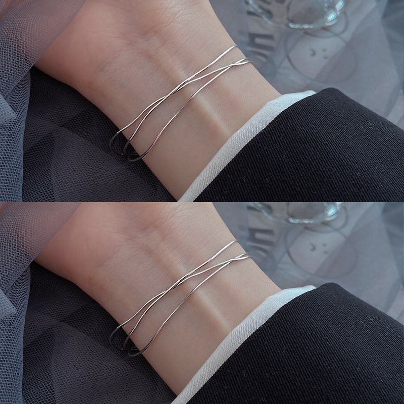 Minimalist Multi-layer Snake Bone Bracelet For Women Trendy Style_voghion.com