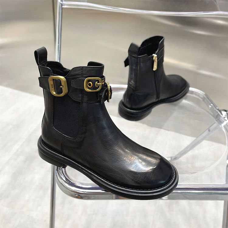 Big Goose Head Short Damen Britischer Stil Frühling und Herbst Neue Flache Unterseite Einzelne Gürtelschnalle Dicker Absatz Martin_voghion.com