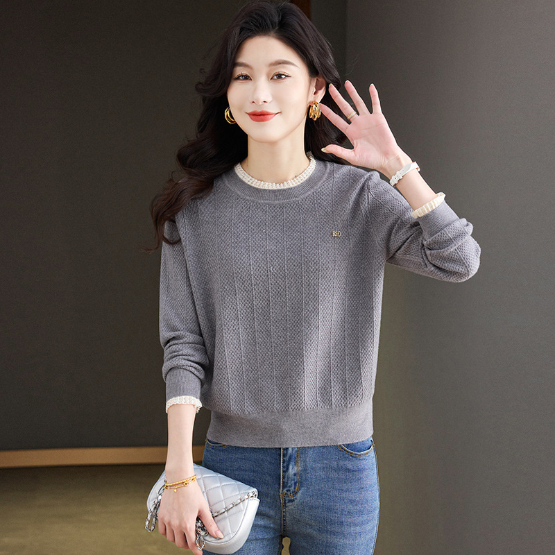 2025 New Fashion Knitted Bottoming Top Lace Ear Collar Long Sleeve T-Shirt Women's Spring and Autumn Western Style Small Shirt T