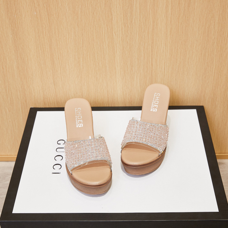 핑크 [모조 다이아몬드]]