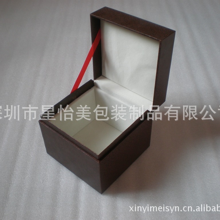 供应各种规格包装盒礼品盒纸质贴皮布料便宜礼盒