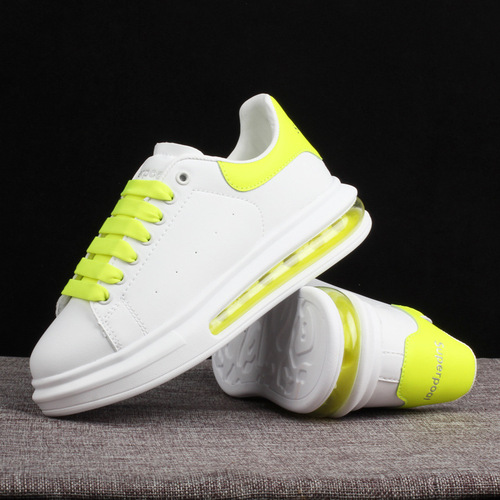 Best-selling trendy classic cushioned white shoes for men and women, couple's matching skate shoes.