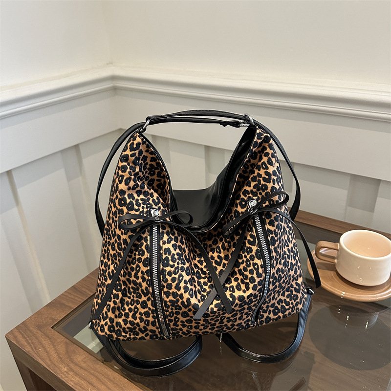 Tote para mujeres 2024 nueva mochila de viaje de gran capacidad, leopardo, mochila multifuncional, mochila de viaje ligera