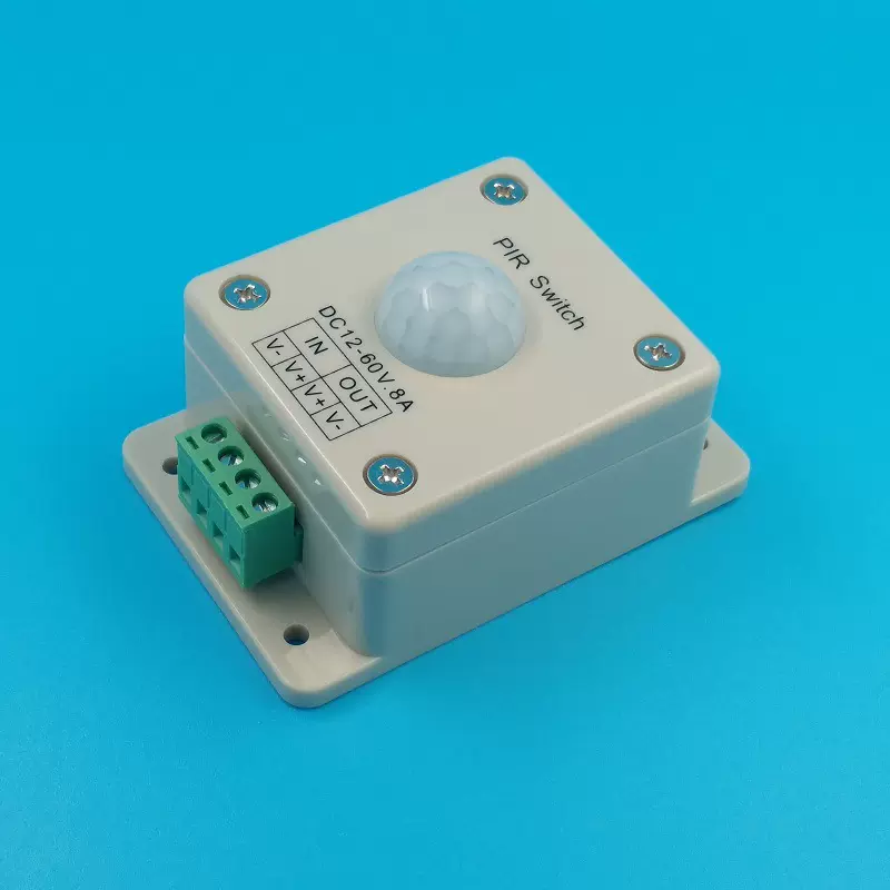8A DC9~60V直流人体感应开关方形明装智能运动传感器延时自动开关