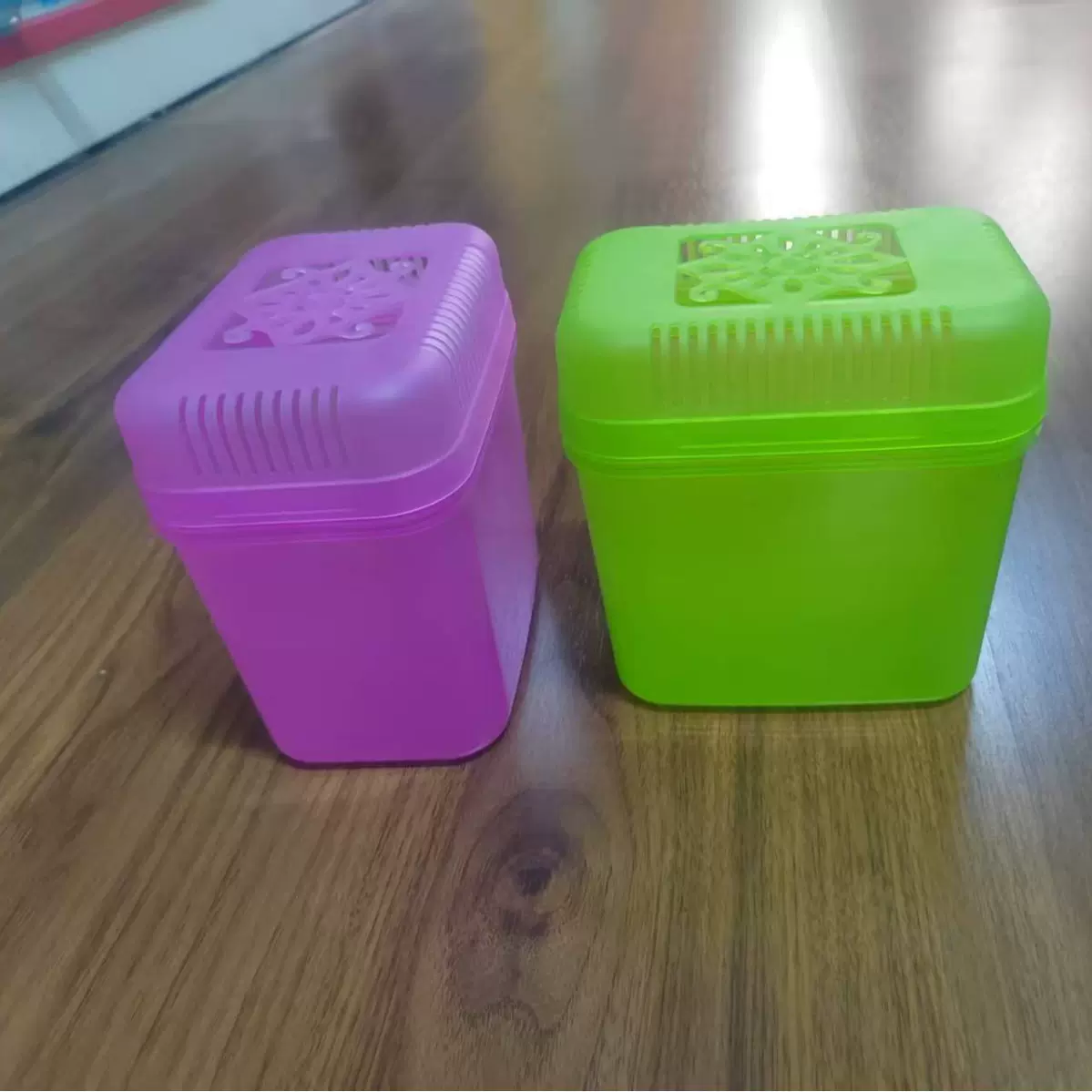 厂家直销各式各样塑料瓶子香熏香料喷壶杯子三件套