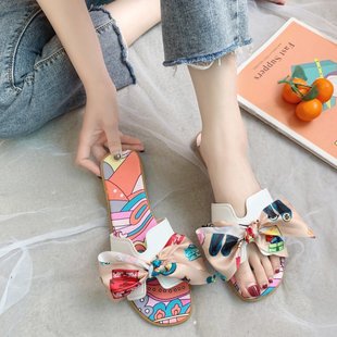 ��ɫ�z�������Yƽ��ƽ����ЬŮ�ļ��¿��⴩�黨һ�������l